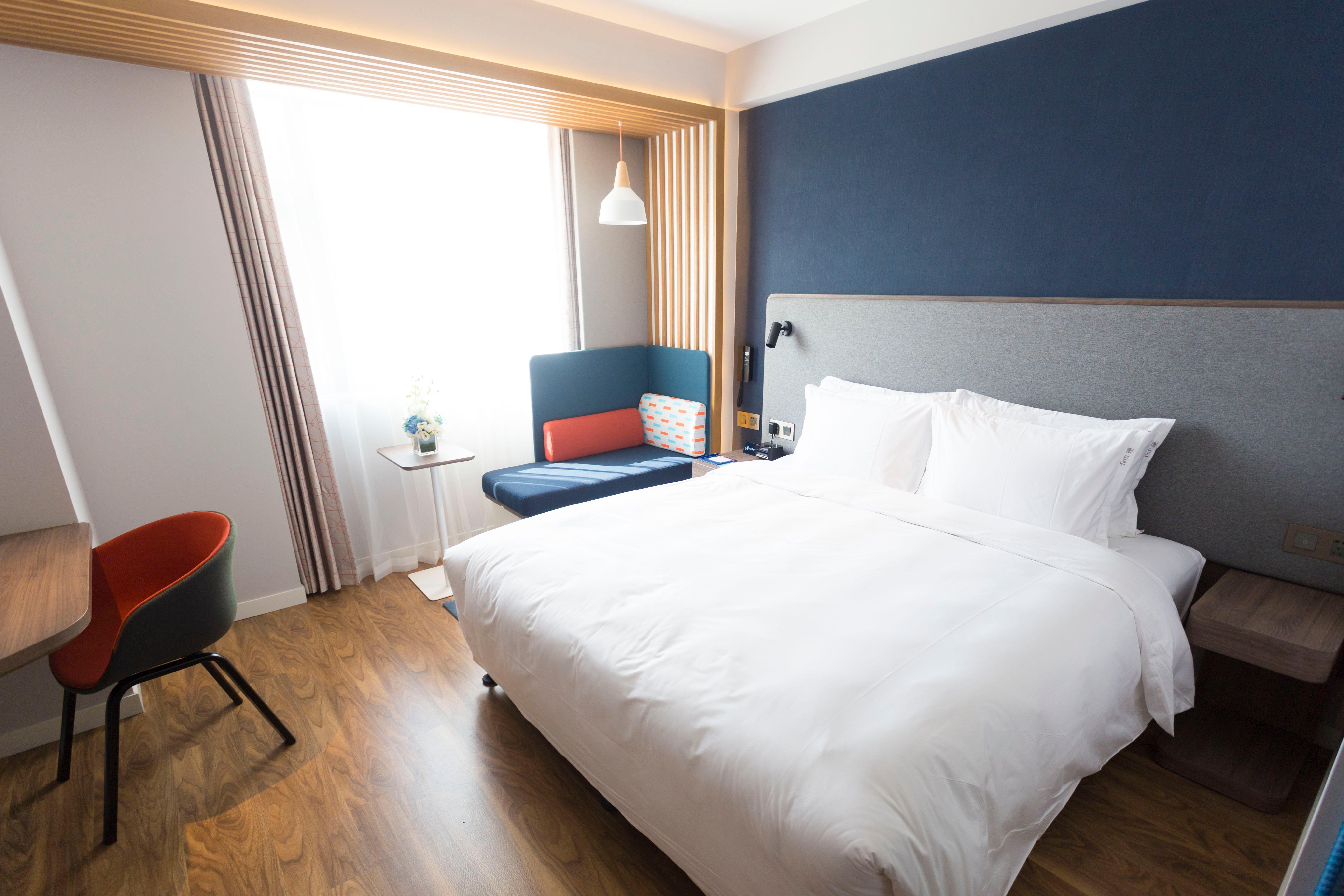 Holiday Inn Express Xi'An Ancient Town West By Ihg Exterior photo