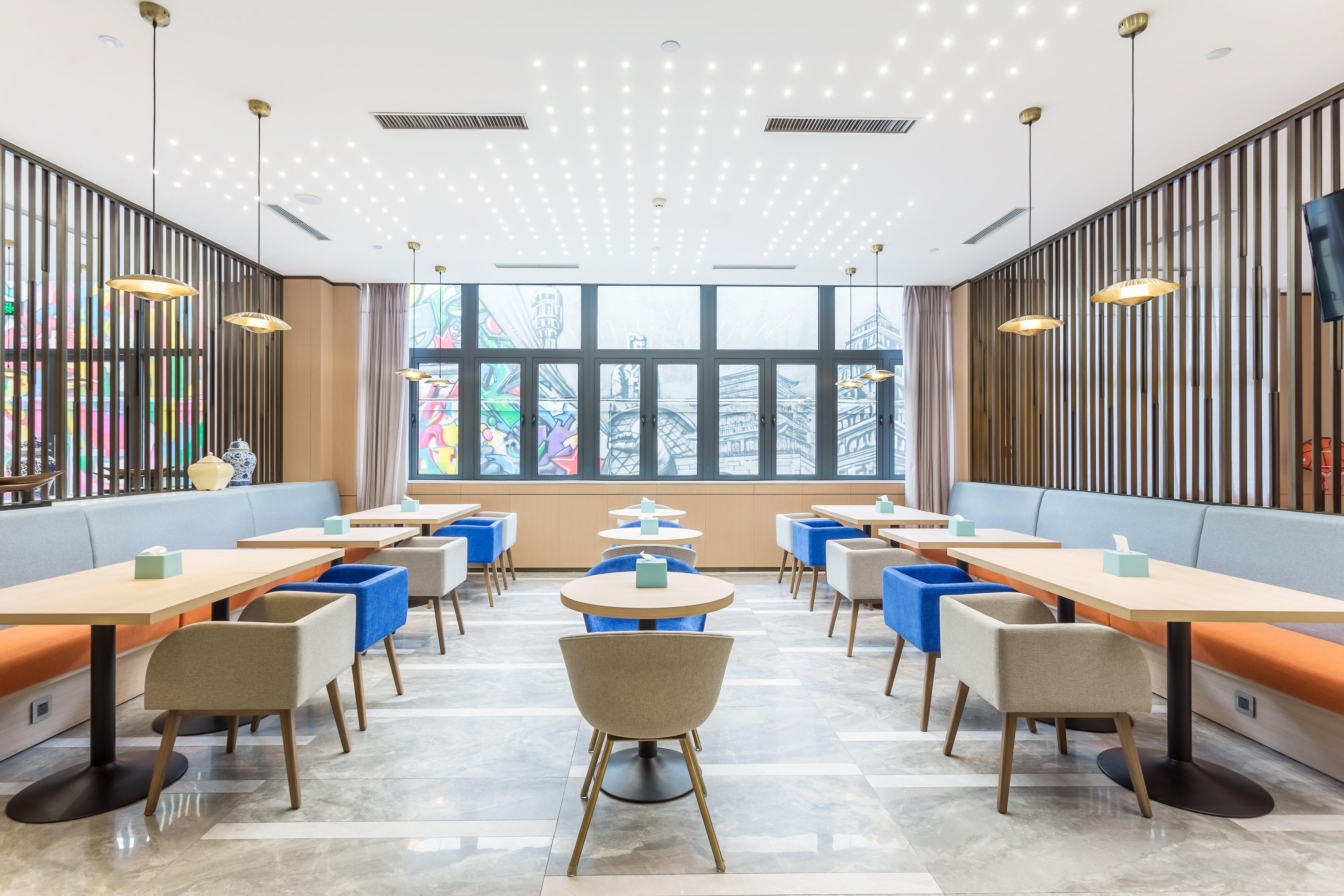 Holiday Inn Express Xi'An Ancient Town West By Ihg Exterior photo