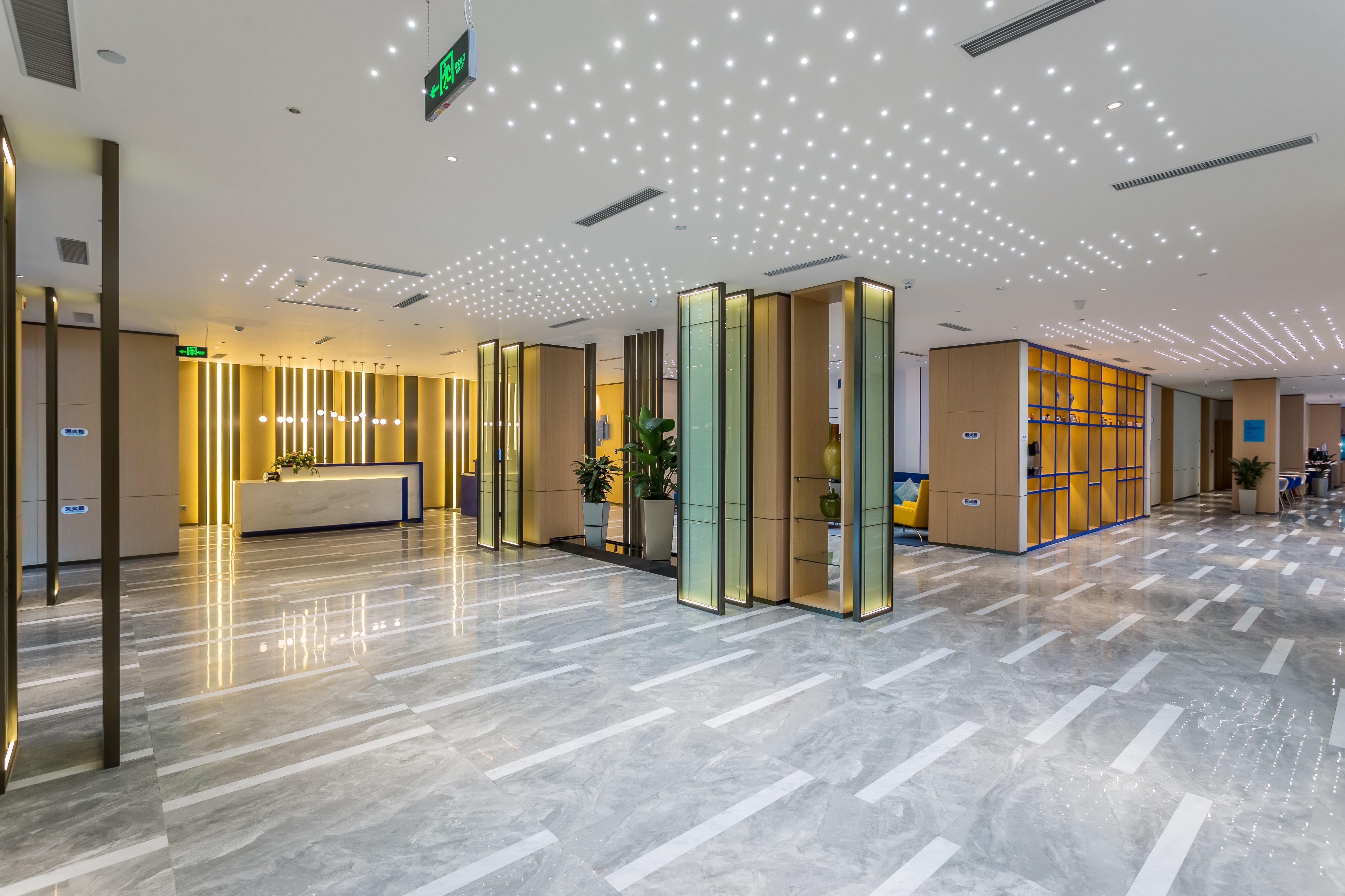 Holiday Inn Express Xi'An Ancient Town West By Ihg Exterior photo