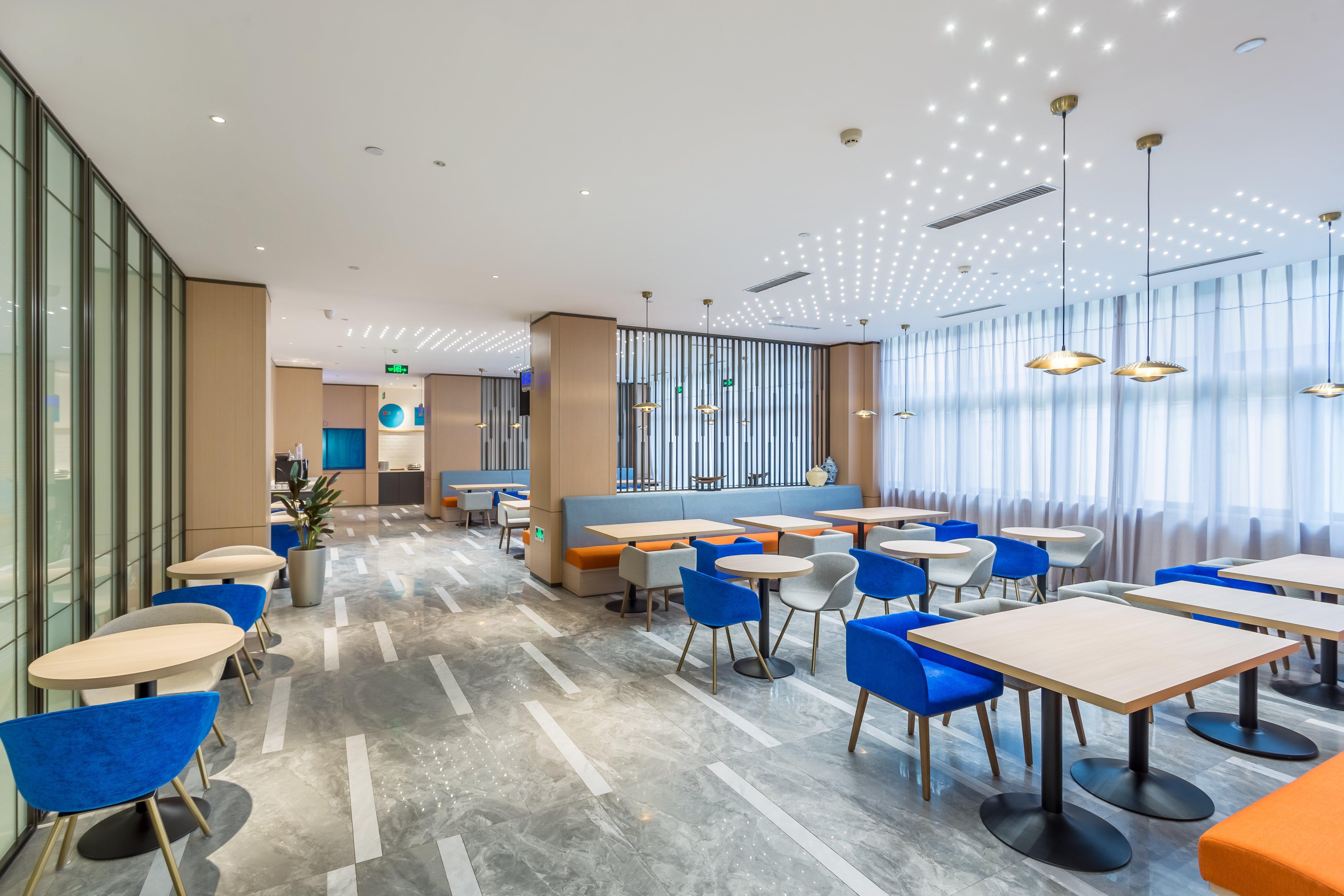 Holiday Inn Express Xi'An Ancient Town West By Ihg Exterior photo
